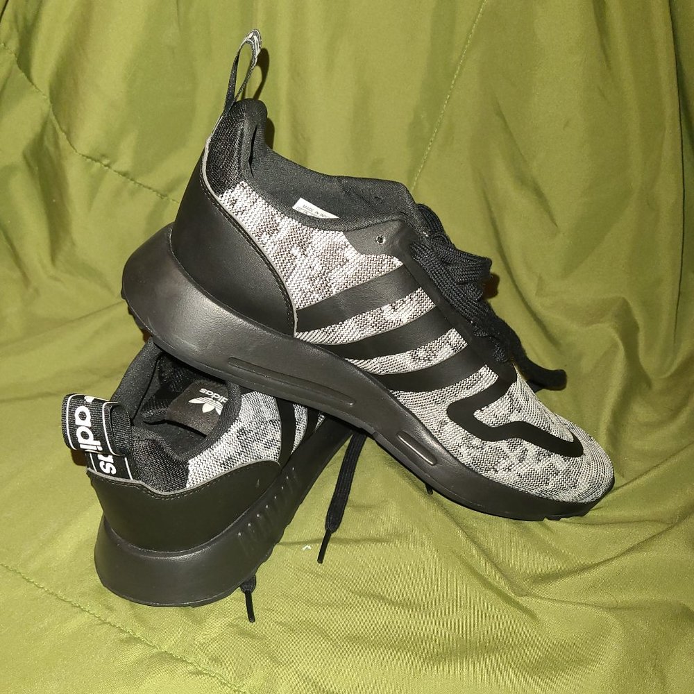 NEW Adidas Originals Men's Multix Black Snakeskin Athletic Shoes Sneakers